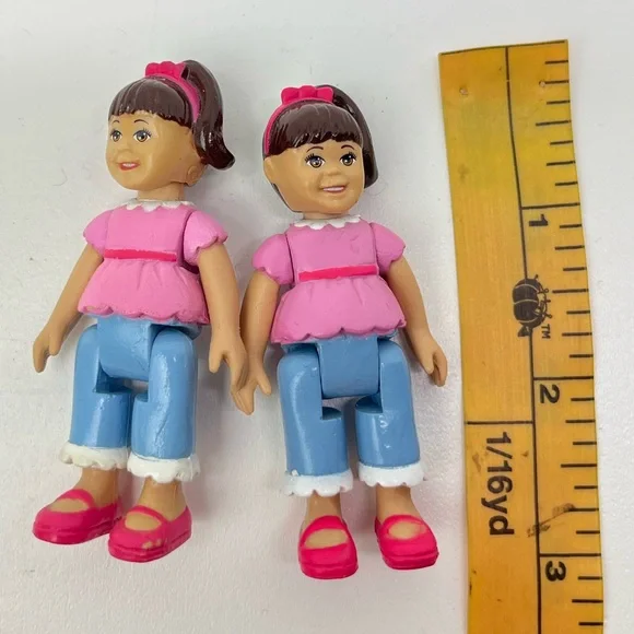 Toys R Us Loving Family You & Me Happy Together Family Figures Set of 2 Families - Picture 7 of 9